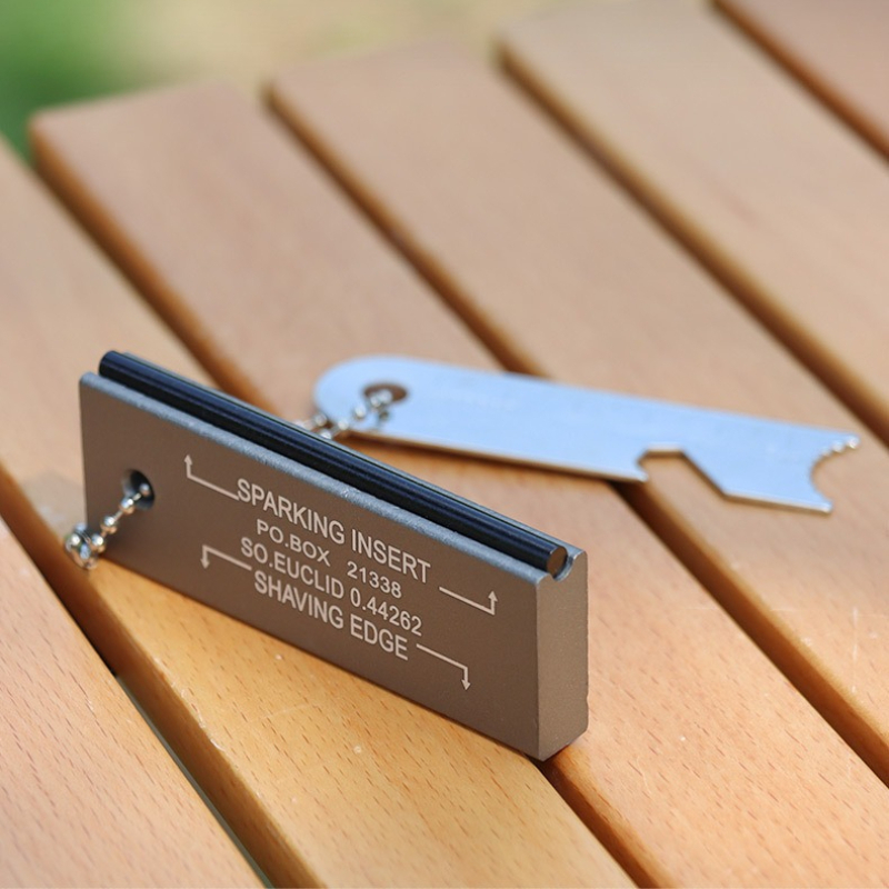 Nieuwe Outdoor Survival Vuurst - Ferro Rod Striker recensie en prijs